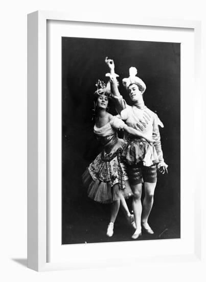 Anna Pavlova and Vaslav Nijinsky in 'Le Pavillon D'Armide', C.1909-null-Framed Photographic Print