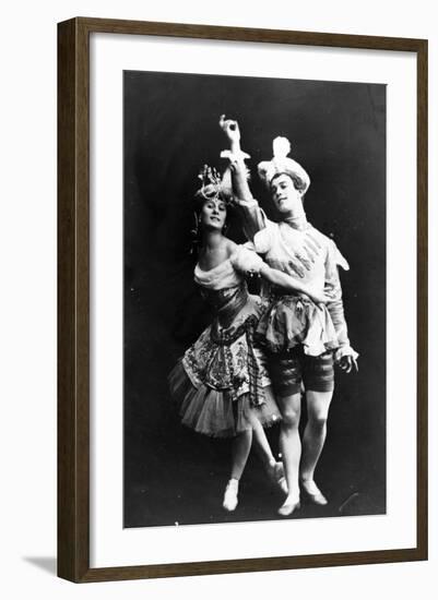 Anna Pavlova and Vaslav Nijinsky in 'Le Pavillon D'Armide', C.1909-null-Framed Photographic Print