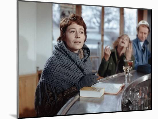 Annie Girardot: Elle Boit Pas, Elle Fume Pas, Elle Drague Pas Mais... Elle Cause !, 1970-Marcel Dole-Mounted Photographic Print