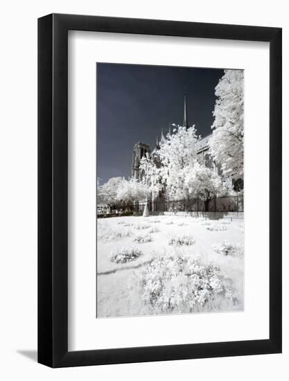 Another Look at Paris-Philippe Hugonnard-Framed Photographic Print