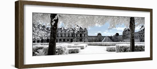 Another Look - Paris-Philippe Hugonnard-Framed Photographic Print