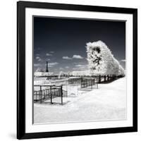 Another Look - Paris-Philippe Hugonnard-Framed Photographic Print