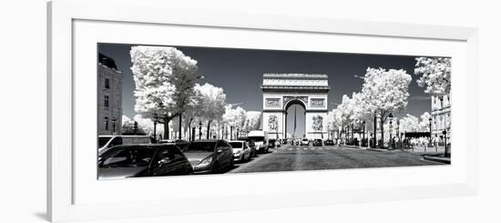 Another Look - Paris-Philippe Hugonnard-Framed Photographic Print