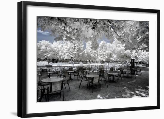 Another Look - Paris-Philippe Hugonnard-Framed Photographic Print