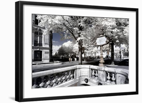 Another Look - Paris-Philippe Hugonnard-Framed Photographic Print