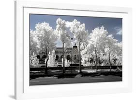 Another Look - Paris-Philippe Hugonnard-Framed Photographic Print