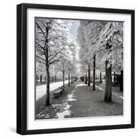 Another Look - Paris-Philippe Hugonnard-Framed Photographic Print