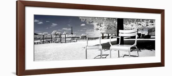 Another Look - Paris-Philippe Hugonnard-Framed Photographic Print