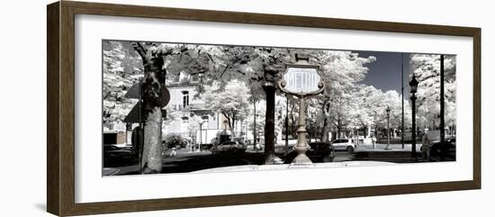 Another Look - Paris-Philippe Hugonnard-Framed Photographic Print