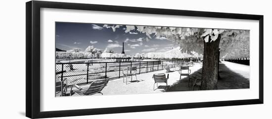 Another Look - Paris-Philippe Hugonnard-Framed Photographic Print