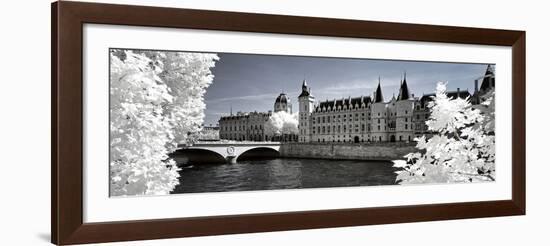 Another Look - Paris-Philippe Hugonnard-Framed Premium Photographic Print