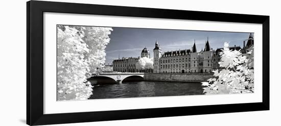 Another Look - Paris-Philippe Hugonnard-Framed Premium Photographic Print