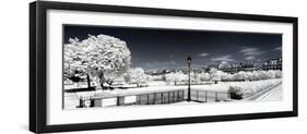 Another Look - Paris-Philippe Hugonnard-Framed Photographic Print