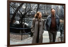 ANOTHER WOMAN, 1988 directed by Woody Allen Gena Rowlands and Gene Hackman (b/w photo)-null-Framed Photo