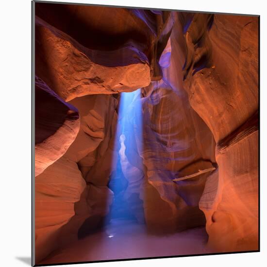 Antelope Canyon Arizona Light Beams on Navajo Land near Page-holbox-Mounted Photographic Print