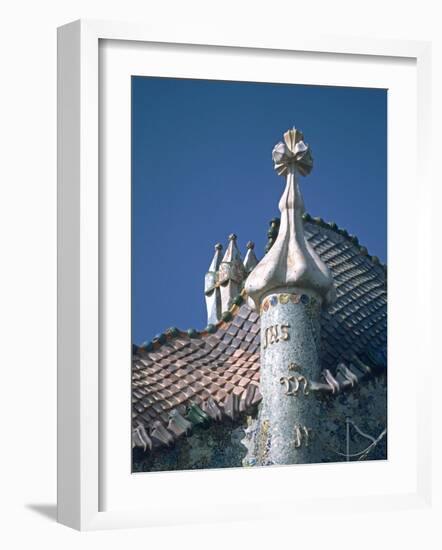 Antonio Gaudi's Cassa Batilo, Barcelona, Spain-David Barnes-Framed Photographic Print