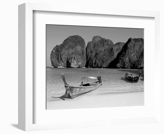 Ao Maya, Phi Phi Le, Ko Phi Phi, Krabi Province, Thailand, Southeast Asia-Bruno Morandi-Framed Premium Photographic Print