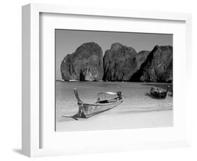 Ao Maya, Phi Phi Le, Ko Phi Phi, Krabi Province, Thailand, Southeast Asia-Bruno Morandi-Framed Premium Photographic Print