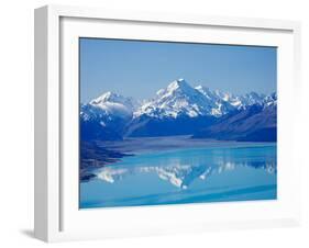 Aoraki, Mt Cook and Lake Pukaki, South Canterbury, South Island, New Zealand-David Wall-Framed Premium Photographic Print