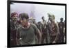 APOCALYPSE NOW, 1979 directed by FRANCIS FORD COPPOLA Dennis Hopper and Martin Sheen (photo)-null-Framed Photo