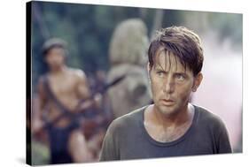 APOCALYPSE NOW, 1979 directed by FRANCIS FORD COPPOLA Martin Sheen (photo)-null-Stretched Canvas