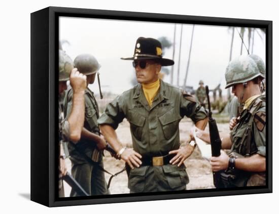 APOCALYPSE NOW, 1979 directed by FRANCIS FORD COPPOLA Robert Duvall (photo)-null-Framed Stretched Canvas