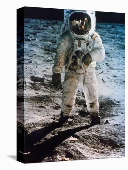 Apollo 11: Buzz Aldrin-null-Stretched Canvas