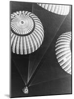 Apollo 17 Parachuting into Pacific-Bob Flora-Mounted Photographic Print