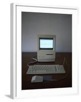 Apple Macintosh Classic Desktop PC-null-Framed Photographic Print