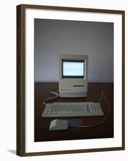 Apple Macintosh Classic Desktop PC-null-Framed Photographic Print