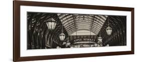 Apple Market in Covent Garden Market - Coven Garden - London - UK - England - United Kingdom-Philippe Hugonnard-Framed Photographic Print