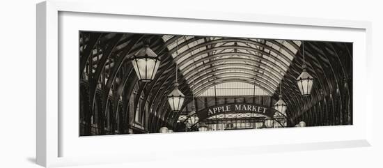 Apple Market in Covent Garden Market - Coven Garden - London - UK - England - United Kingdom-Philippe Hugonnard-Framed Photographic Print