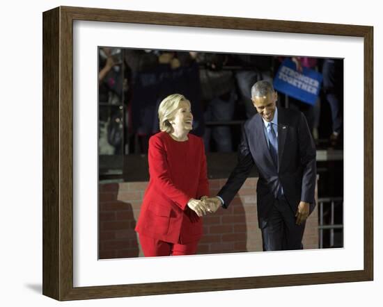 APTOPIX Campaign 2016 Obama Clinton-Pablo Martinez Monsivais-Framed Photographic Print