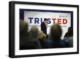 APTOPIX GOP 2016 Cruz-Matt Rourke-Framed Premium Photographic Print