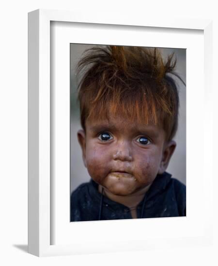 APTOPIX Pakistan Poverty Day-Anjum Naveed-Framed Photographic Print