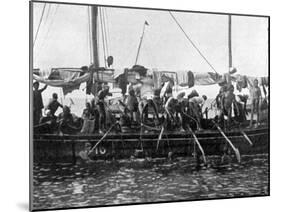 Arab Pearl Divers at Work, 1903-null-Mounted Art Print