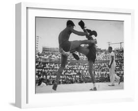 Arann Reongchai and Prasong Chaimeeboon Beginning a Match of a Muay Thai Boxinig-Jack Birns-Framed Photographic Print