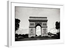 Arc de Triomphe I-Erin Berzel-Framed Photographic Print