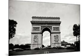 Arc de Triomphe I-Erin Berzel-Mounted Photographic Print