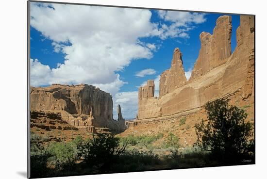 Arches-Gordon Semmens-Mounted Photographic Print