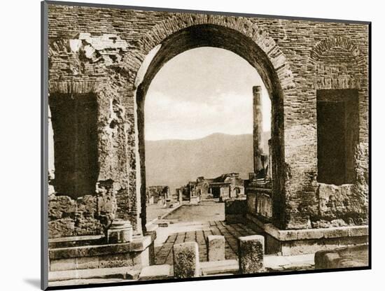 Arco Di Nerone, Pompeii, Italy, C1900s-null-Mounted Giclee Print