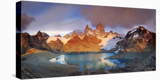 Argentina, Patagonia, El Chalten, Los Glaciares National Park, Cerro Fitzroy Peak-Michele Falzone-Stretched Canvas