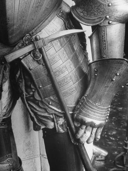 'Armor Piercing Hammer Hanging from Belt of a Spanish Suit of Armor ...