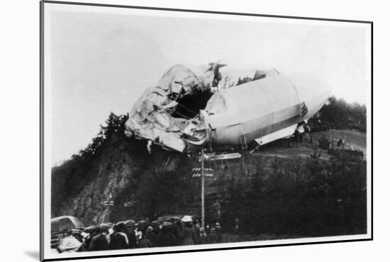 Army Zeppelin Z2 Stranded Near Weilburg During a Storm, Germany, 1910-null-Mounted Giclee Print