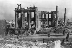 Remains of Buildings after the San Francisco Earthquake, 1906-Arnold Genthe-Photographic Print