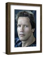 ARNOLD SCHWARZENEGGER. "THE TERMINATOR" [1984], directed by JAMES CAMERON.-null-Framed Photographic Print