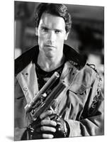 ARNOLD SCHWARZENEGGER. "THE TERMINATOR" [1984], directed by JAMES CAMERON.-null-Mounted Photographic Print