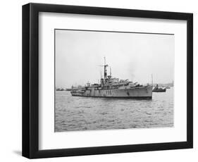 Arrival of HMS Amethyst, Hong Kong 1949-null-Framed Photographic Print