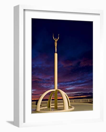 Art Deco Statue at Sunrise Over the Pacific Ocean, Napier, North Island, New Zealand-Don Smith-Framed Photographic Print