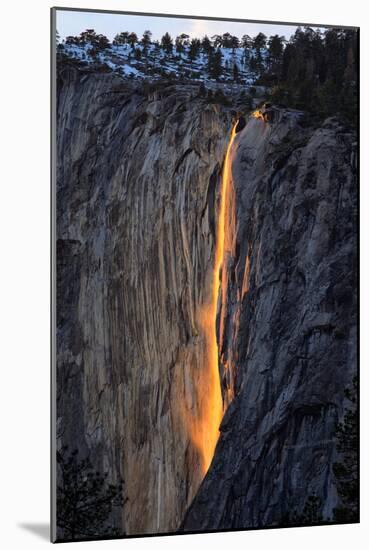 As Fire Falls, Firefall, Horsetail Falls, Yosemite National Park, Rare Light-Vincent James-Mounted Photographic Print